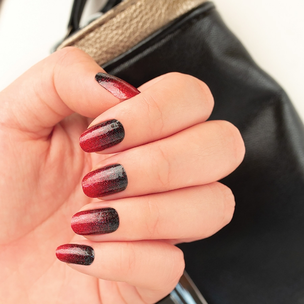 Color Street Bloody Gorgeous Nail Strips